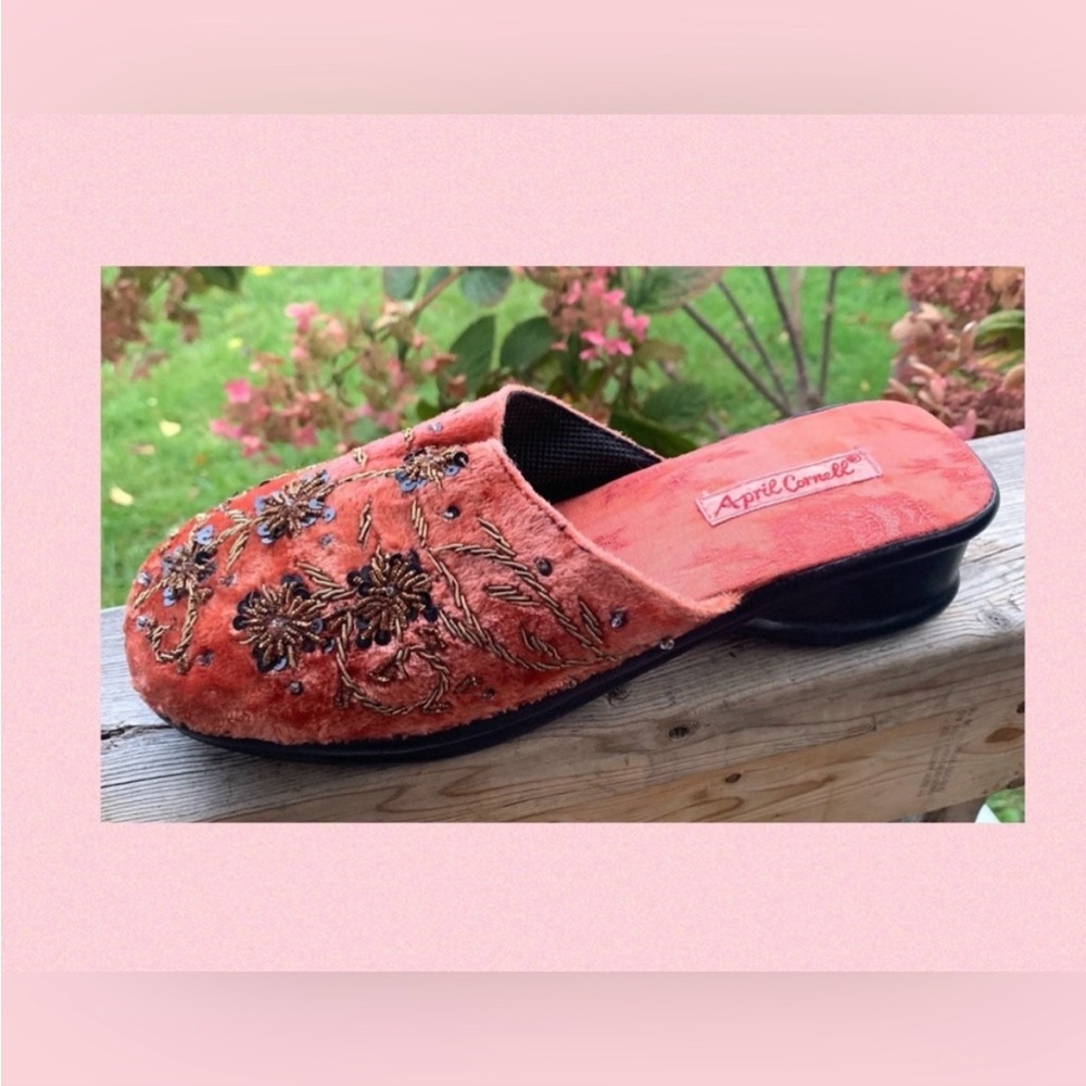 April Cornell Shoes Slip On Slipper Wedge Beaded Crushed Velvet Women’s